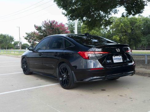Used 2024 Honda Civic Sport image 7
