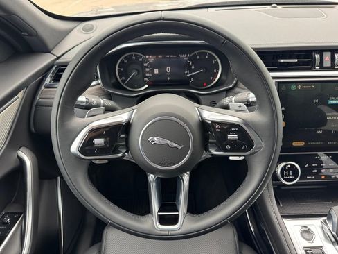 Used 2022 Jaguar F-PACE S image 11