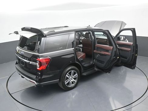 Used 2024 Ford Expedition Limited image 79