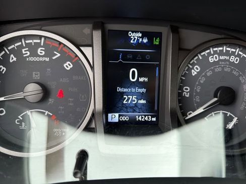 Used 2023 Toyota Tacoma TRD Off-Road image 17