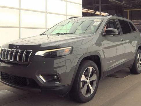 Used 2022 Jeep Cherokee Limited image 1