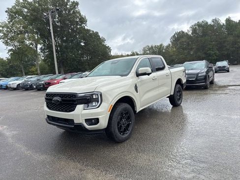 New 2025 Ford Ranger Lariat w/ Black Appearance Package image 26