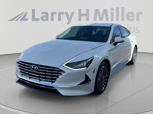 Used 2022 Hyundai Sonata SEL FWD image 1