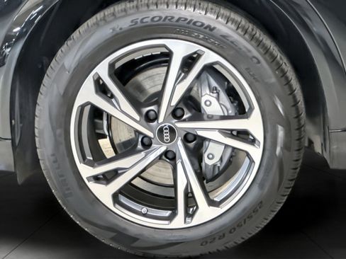 New 2027 Audi Q6 e-tron Premium Plus image 25