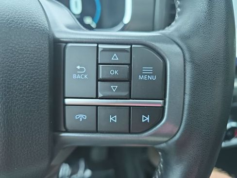 Used 2023 Ford F150 Lariat AWD/4WD image 29
