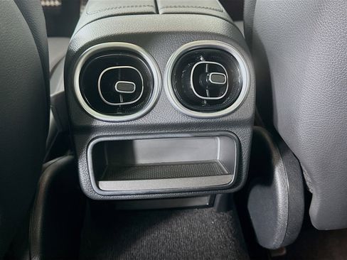 Certified 2024 Mercedes-Benz C 300 4MATIC Sedan image 32