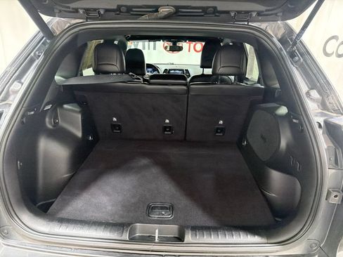 Used 2019 Jeep Cherokee High Altitude AWD/4WD image 17