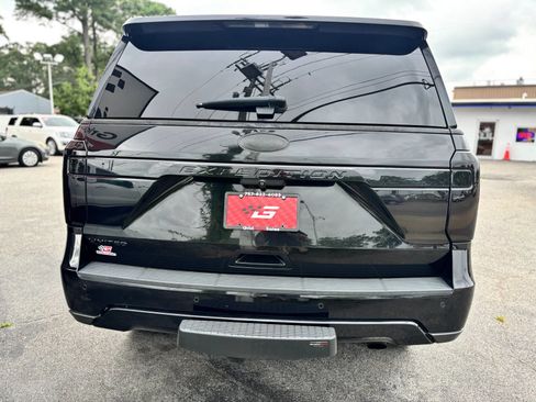 Used 2021 Ford Expedition Limited AWD/4WD image 4