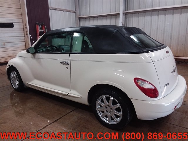 Used 2007 Chrysler PT Cruiser Touring FWD image 2
