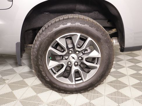 Used 2023 Chevrolet Silverado 1500 RST image 19