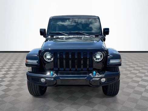 Used 2023 Jeep Wrangler Unlimited Sahara AWD/4WD image 2