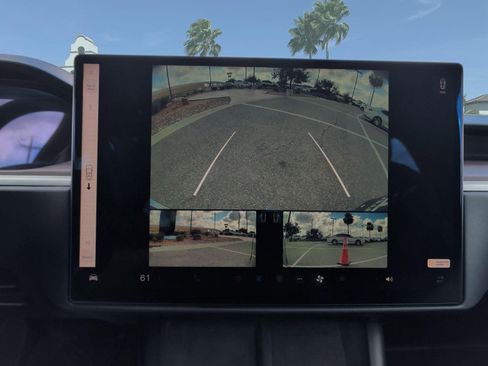 Used 2024 Tesla Model X AWD/4WD image 19