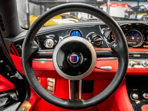 Used 2003 BMW Z8 image 14