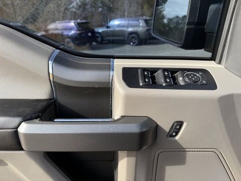 Used 2018 Ford F150 XLT w/ Equipment Group 302A Luxury image 14