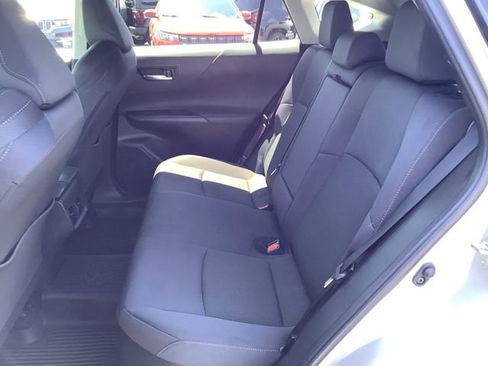 Used 2024 Toyota Venza LE AWD/4WD image 24