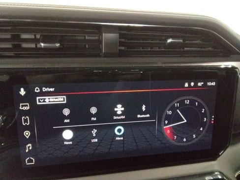 Used 2024 GMC Sierra 2500 AT4X image 25