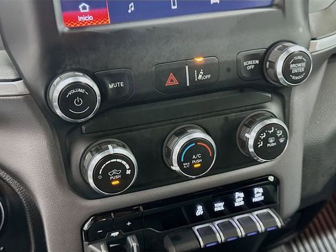 Used 2022 RAM 1500 Big Horn AWD/4WD image 15