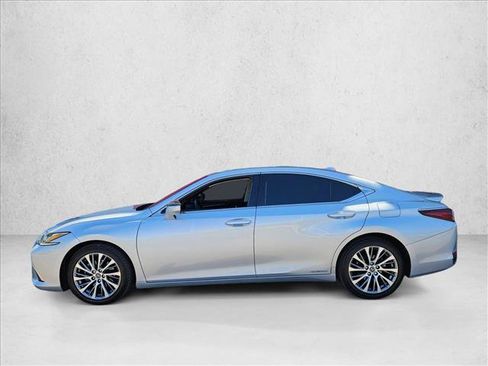 Used 2020 Lexus ES 300h w/ Premium Package FWD image 8