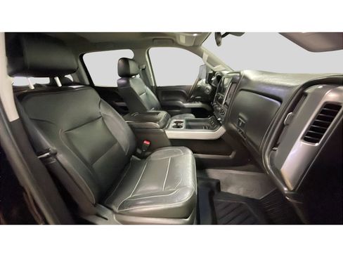 Used 2018 Chevrolet Silverado 2500 LTZ w/ Duramax Plus Package AWD/4WD image 17