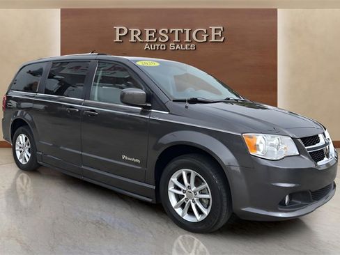 Used 2020 Dodge Grand Caravan SXT image 51