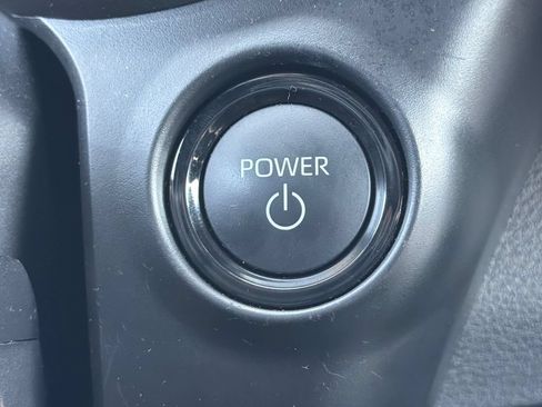 Used 2025 Toyota Sienna Limited AWD/4WD image 38