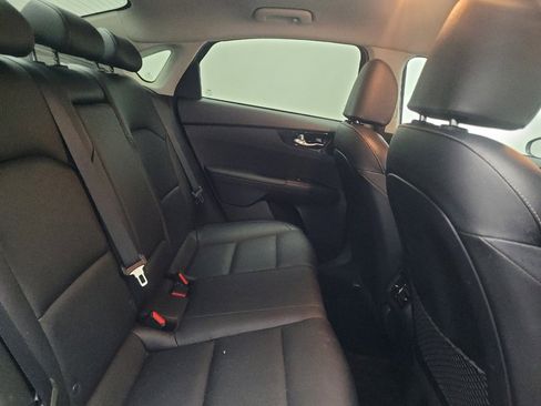 Used 2020 Kia Forte EX image 19