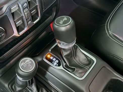 Used 2023 Jeep Wrangler Sahara w/ Cold Weather Group image 24