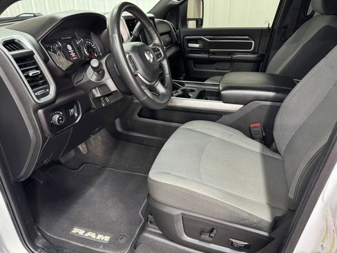 Used 2024 RAM 2500 Big Horn w/ Off Road Package AWD/4WD image 10