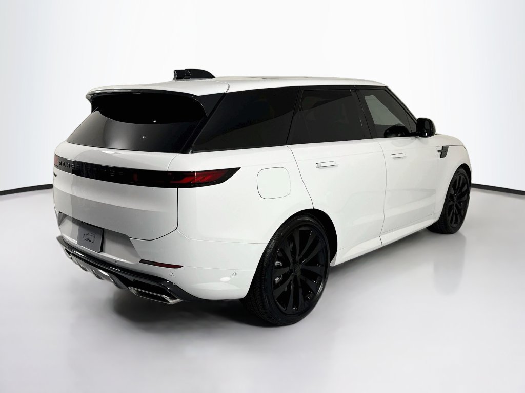 New 2026 Land Rover Range Rover Sport Dynamic SE AWD/4WD image 5