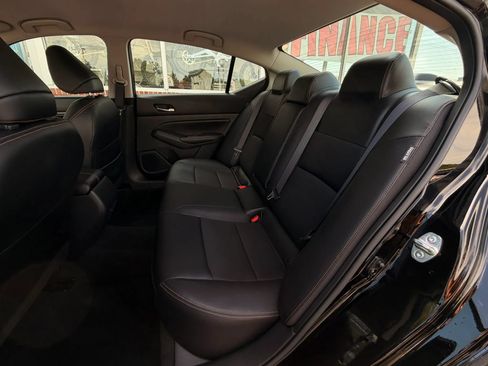 Used 2022 Nissan Altima 2.5 SR AWD/4WD image 10