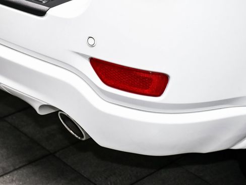 Used 2021 Jeep Grand Cherokee Laredo X image 71