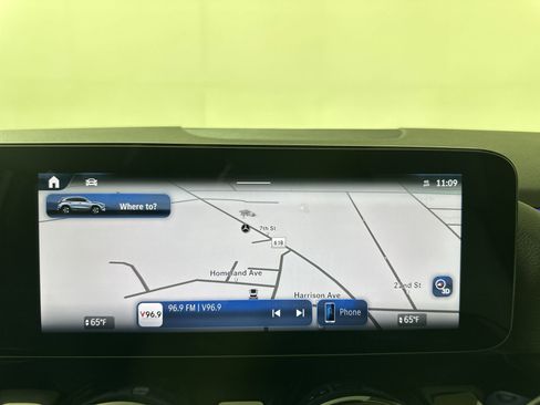 Used 2025 Mercedes-Benz GLA 250 4MATIC image 18