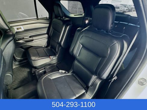 Used 2020 Ford Explorer XLT w/ Equipment Group 202A RWD image 22