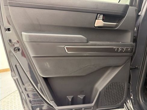 Certified 2024 Toyota Tacoma TRD Off-Road AWD/4WD image 9