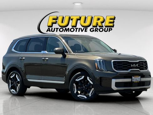 Used 2024 Kia Telluride S w/ S Sunroof Package AWD/4WD image 2