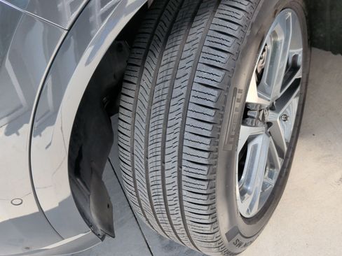 Certified 2025 Audi Q5 Premium Plus w/ Premium Plus AWD/4WD image 13