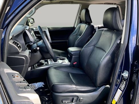Used 2023 Toyota 4Runner Limited AWD/4WD image 8