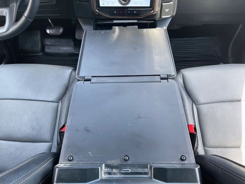 Used 2022 Ford F150 Lightning Lariat w/ Max Trailer Tow Package AWD/4WD image 18