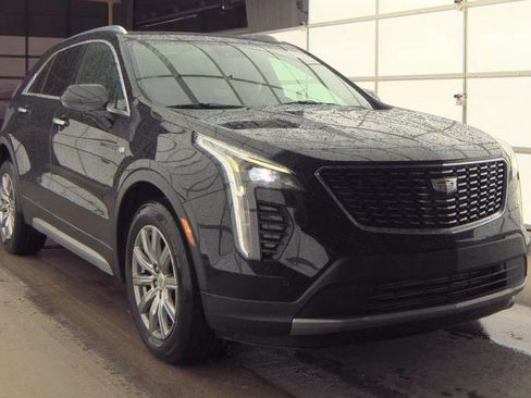 Used 2019 Cadillac XT4 Premium Luxury w/ Cold Weather Package AWD/4WD image 1