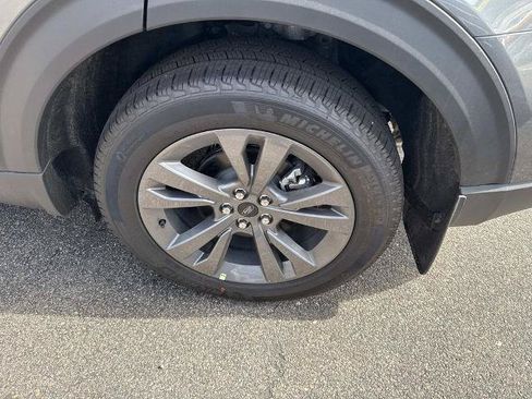 New 2026 Ford Explorer Active w/ Active Comfort Package AWD/4WD image 17