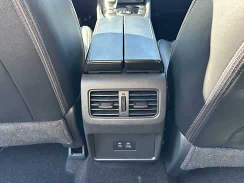 Certified 2023 Nissan Rogue SL image 28