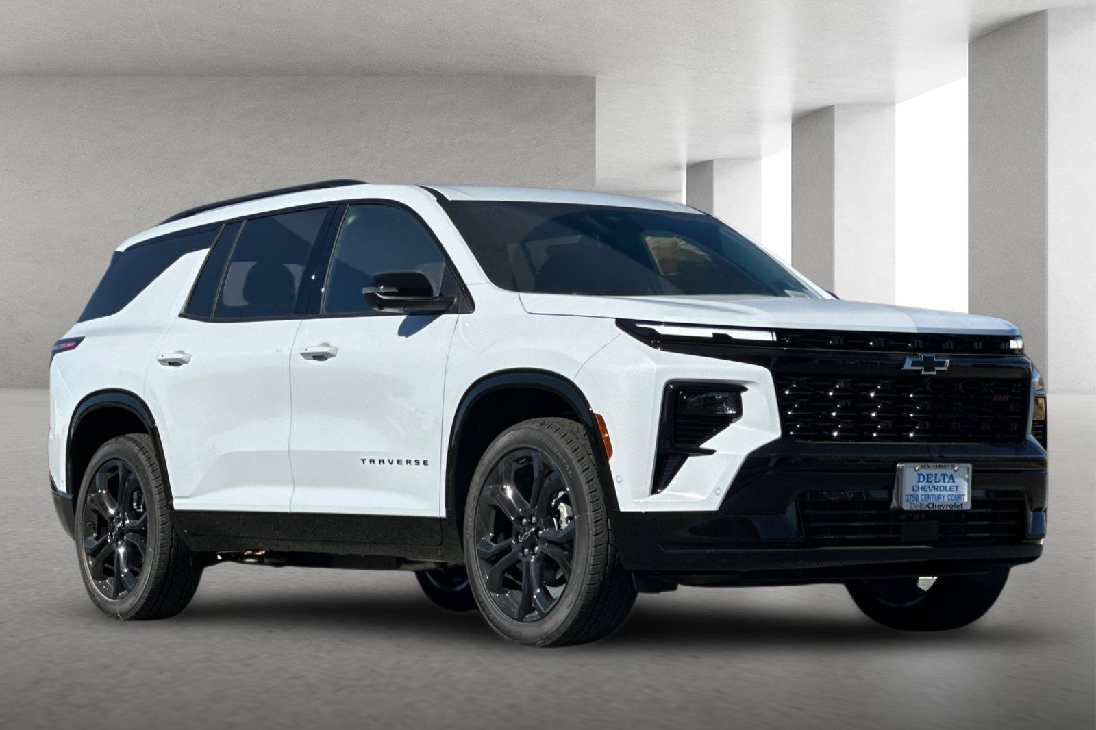 New 2027 Chevrolet Traverse RS FWD image 2