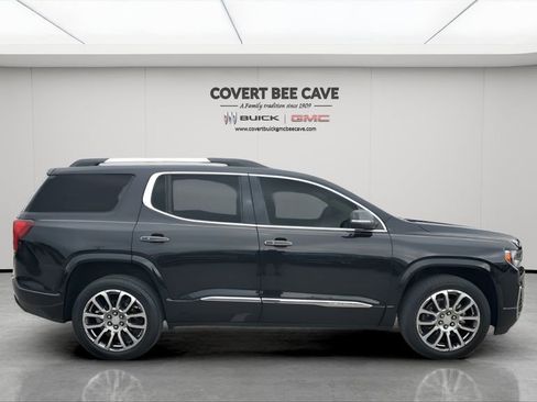 Used 2023 GMC Acadia Denali w/ Denali Technology Package image 11