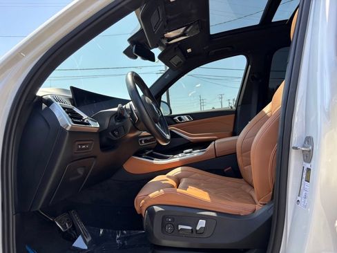Used 2024 BMW X5 sDrive40i w/ M Sport Package RWD image 7