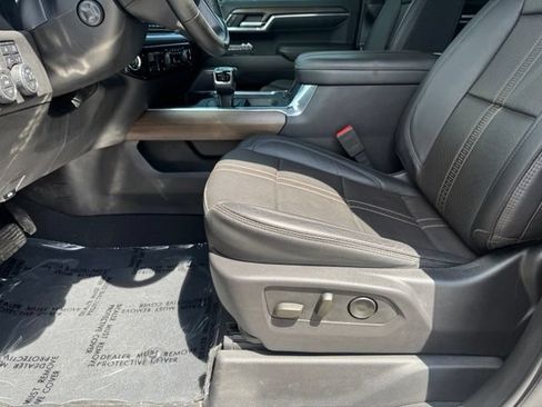 Certified 2024 Chevrolet Silverado 1500 High Country AWD/4WD image 5