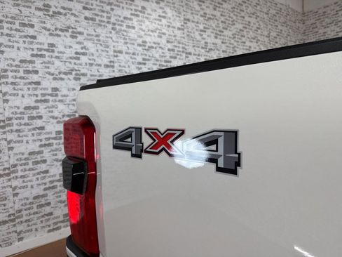 Used 2026 Ford F250 Platinum w/ Platinum Plus Package image 12