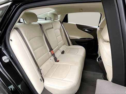 Used 2024 Chevrolet Malibu LT image 24