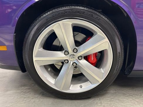 Used 2010 Dodge Challenger SRT8 w/ SRT Option Group II image 23