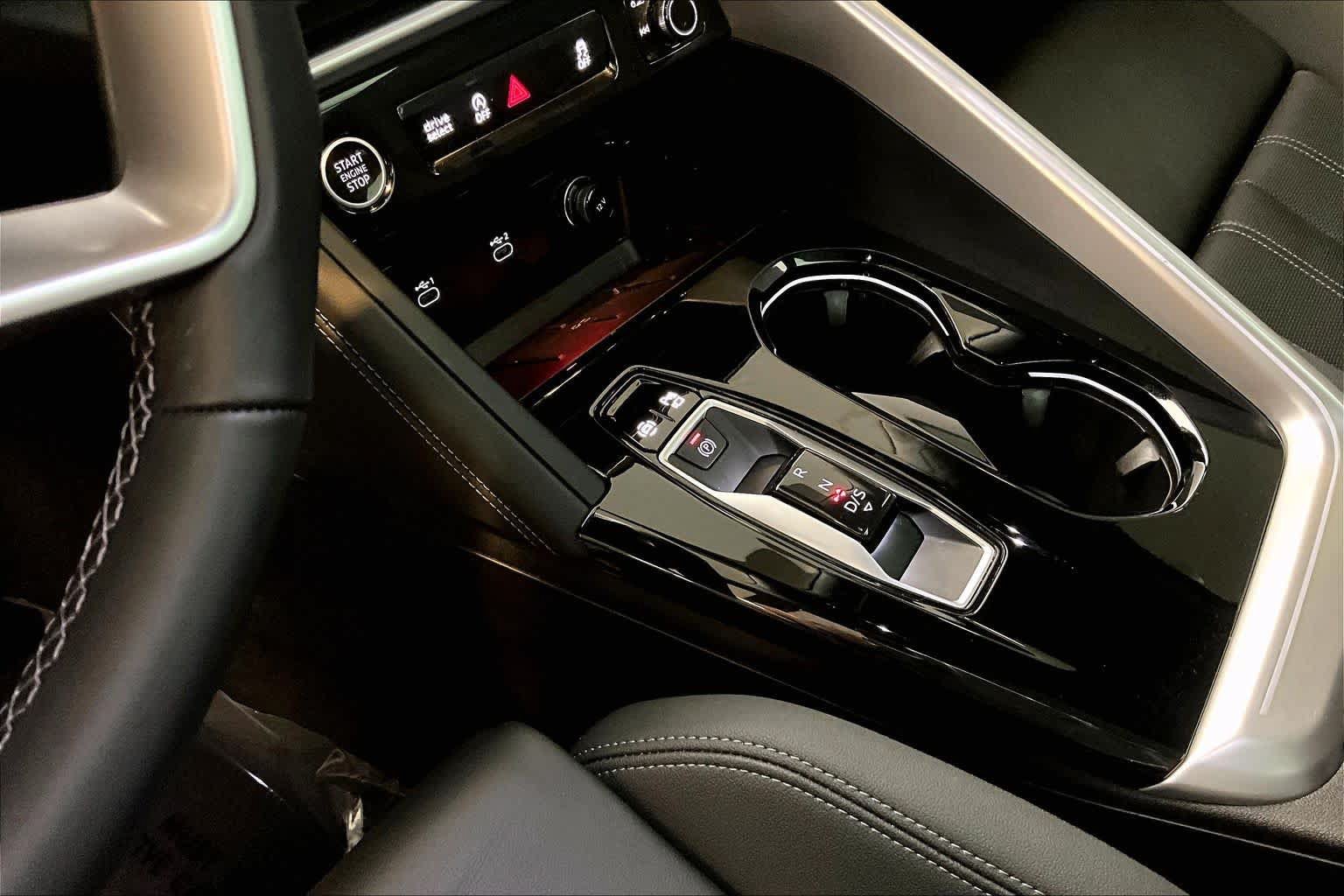 Certified 2025 Audi Q5 Premium Plus AWD/4WD image 17