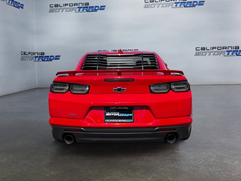 Used 2019 Chevrolet Camaro SS image 6